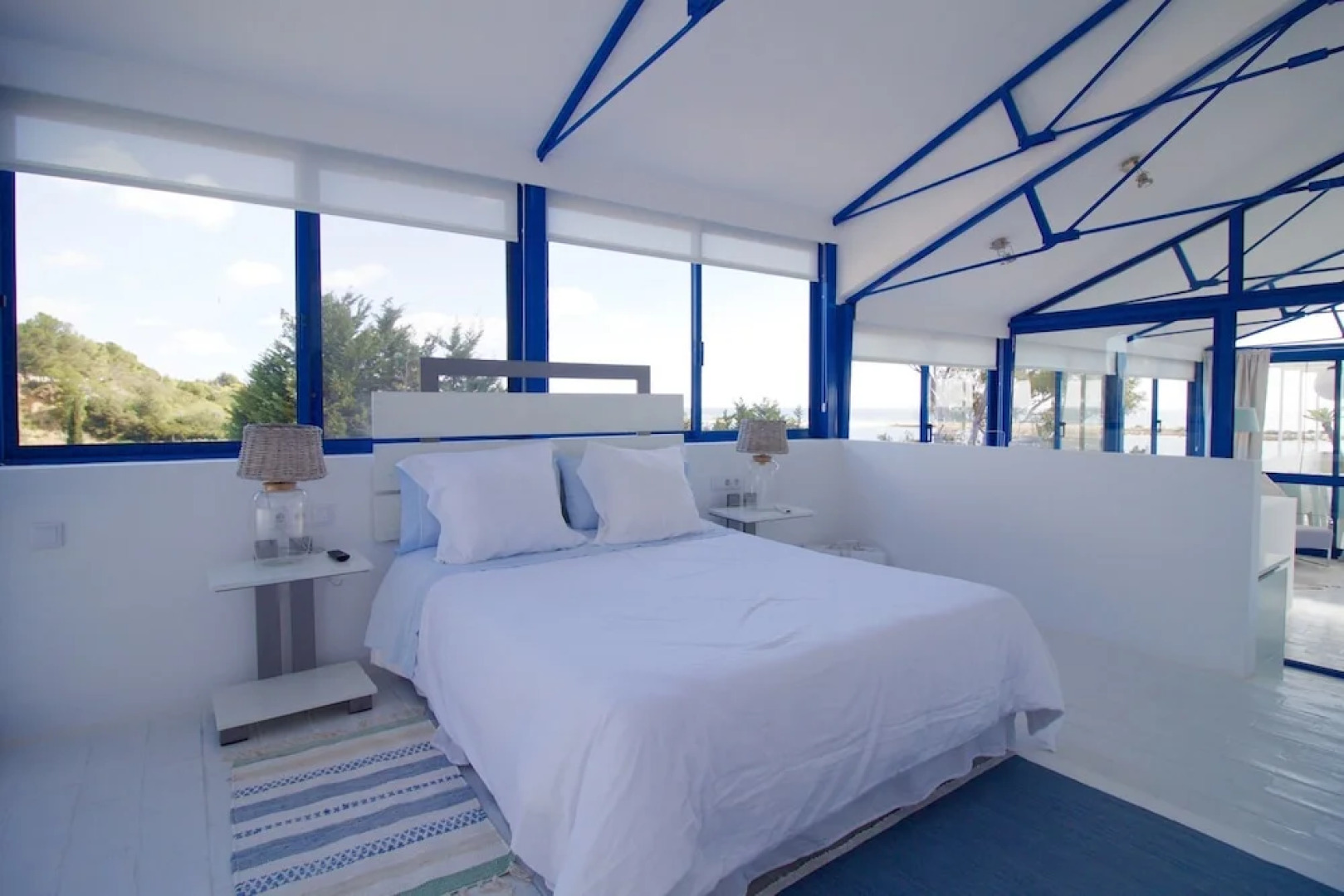 Horta do Mar 2 by Lightbooking