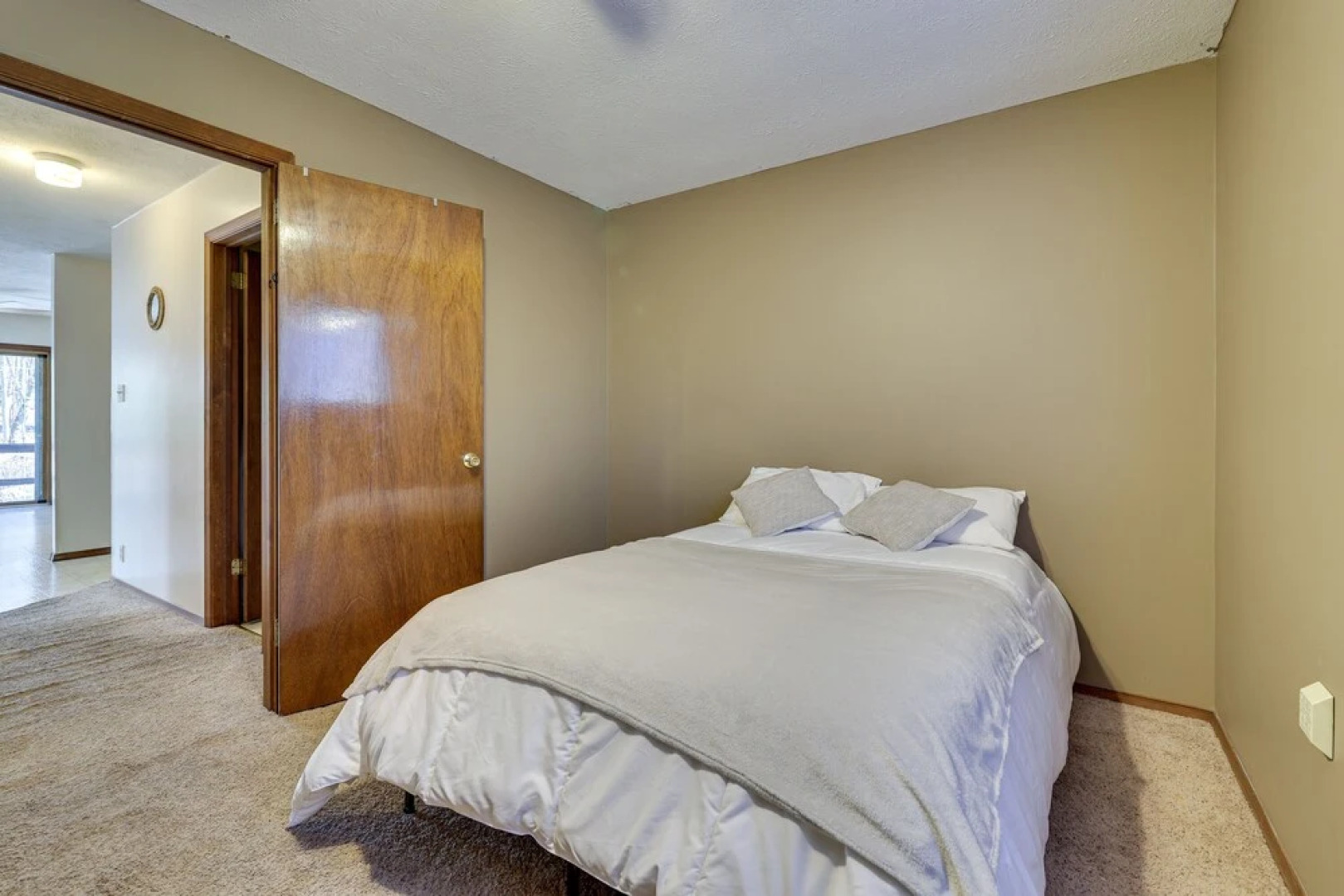 Pocono Summit Vacation Rental w/ Grill & Fire Pits