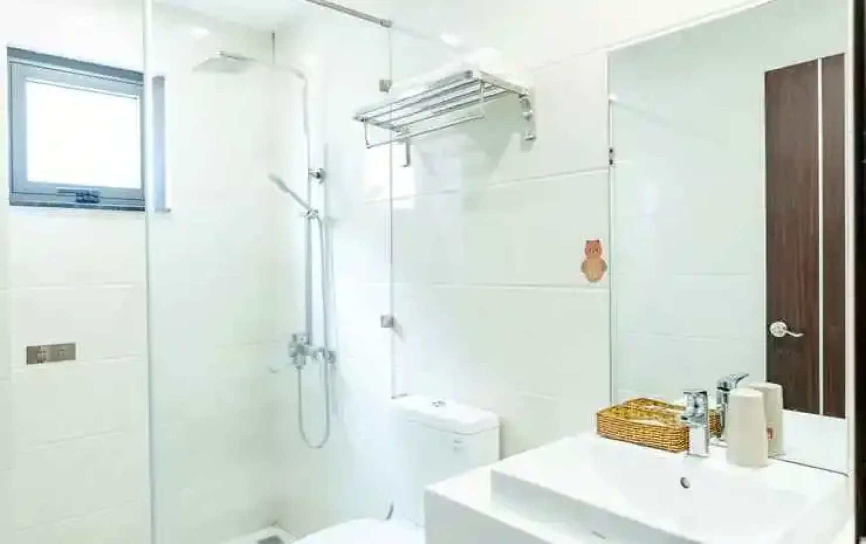 SWEDEN Hotel and Apartment