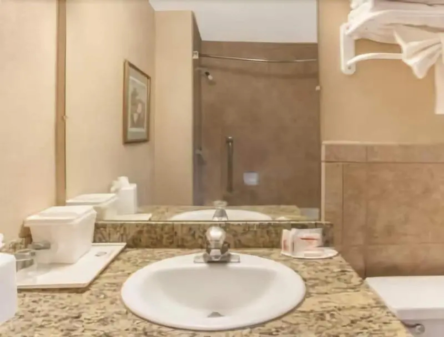 Ramada by Wyndham Fresno North