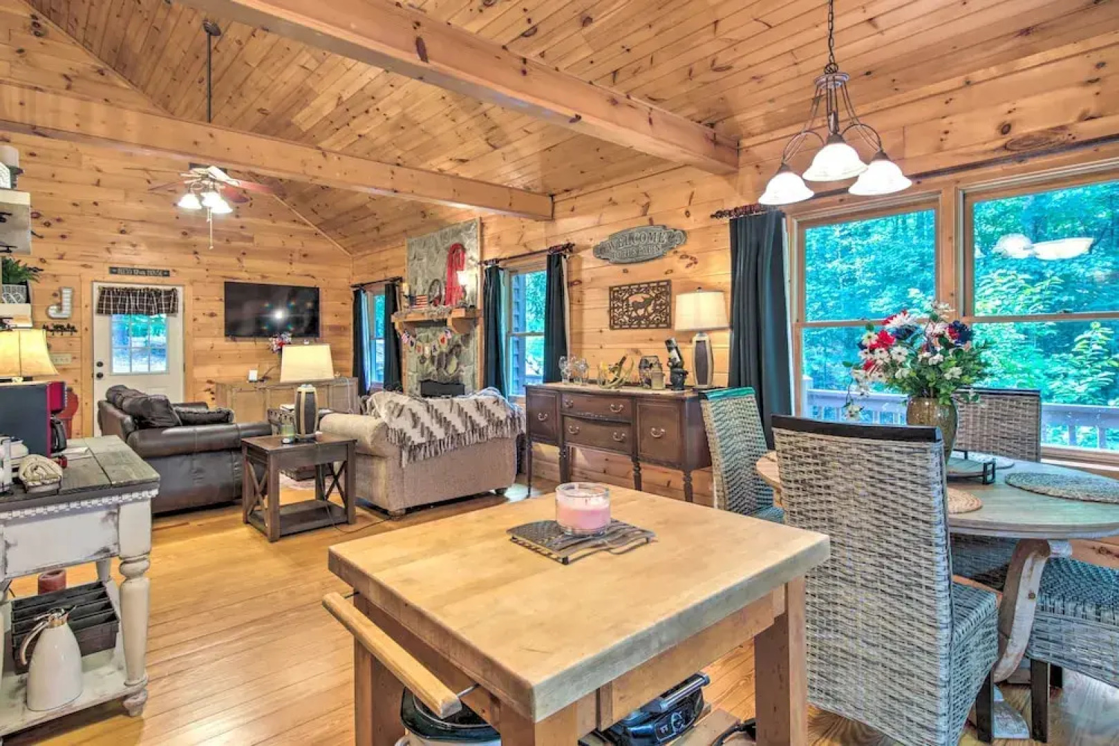 Cozy Cabin in Coosawattee River Resort!