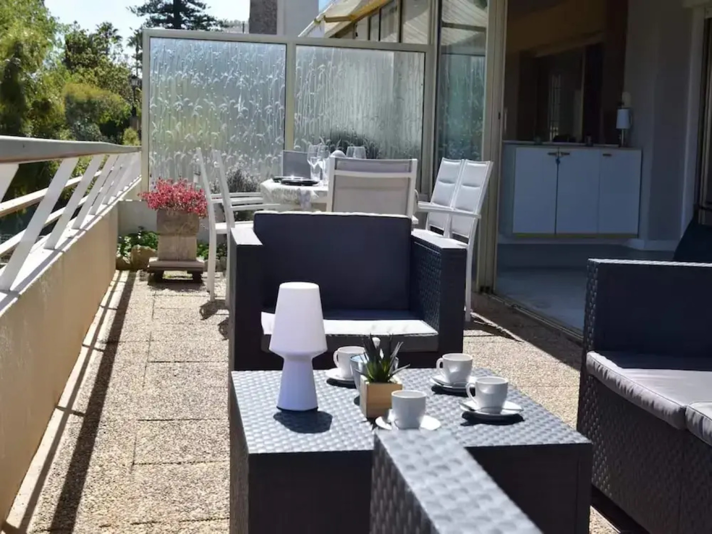 Sea View in Golfe-juan Near Cannes Beach