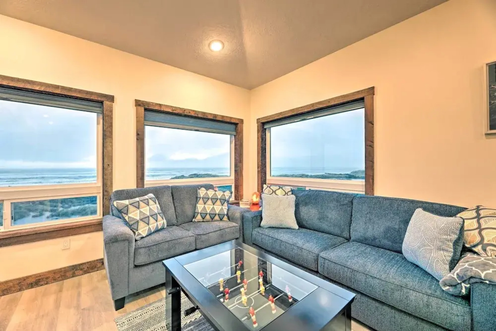 Sanderling Sea Cottages, Unit 5 w/ Ocean Views!