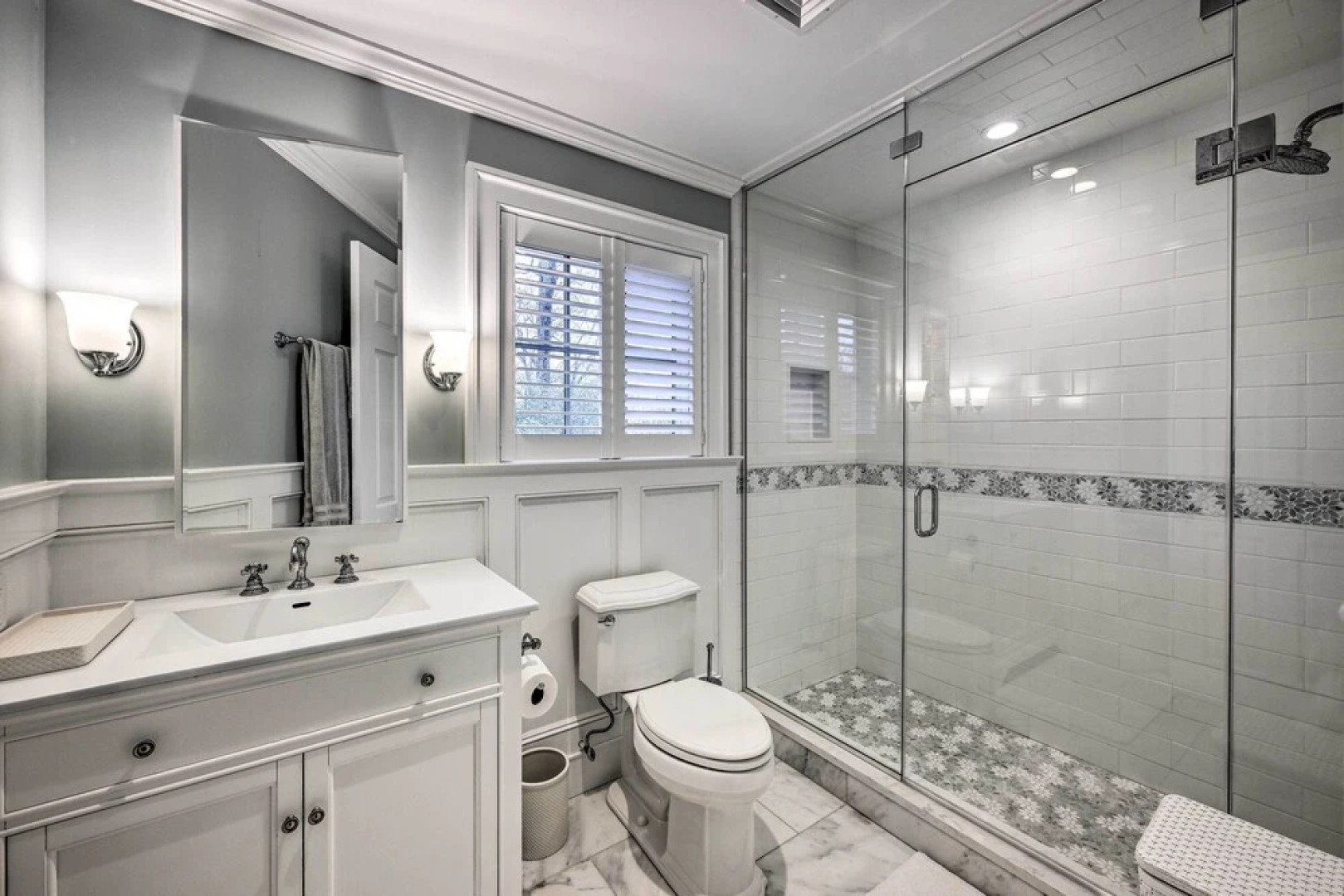 Shelter Island Retreat w/ Outdoor Pool!