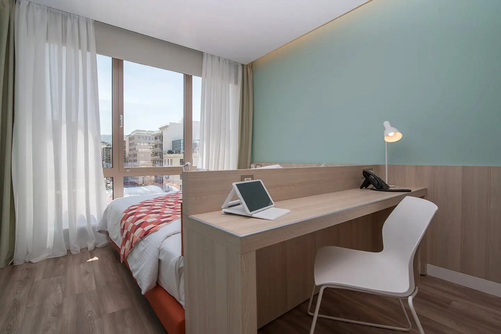 Casual Kubic Athens Hotel