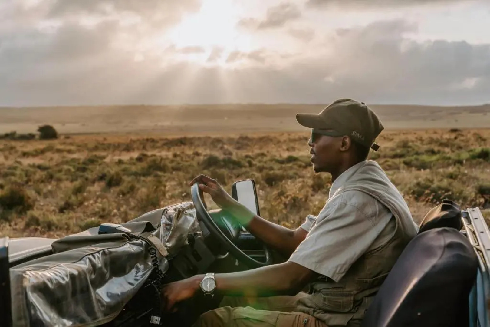 Hlosi Game Lodge - Amakhala Game Reserve