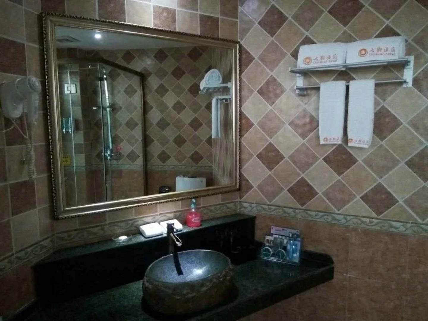 Langzhong Ancient Taste Hotel