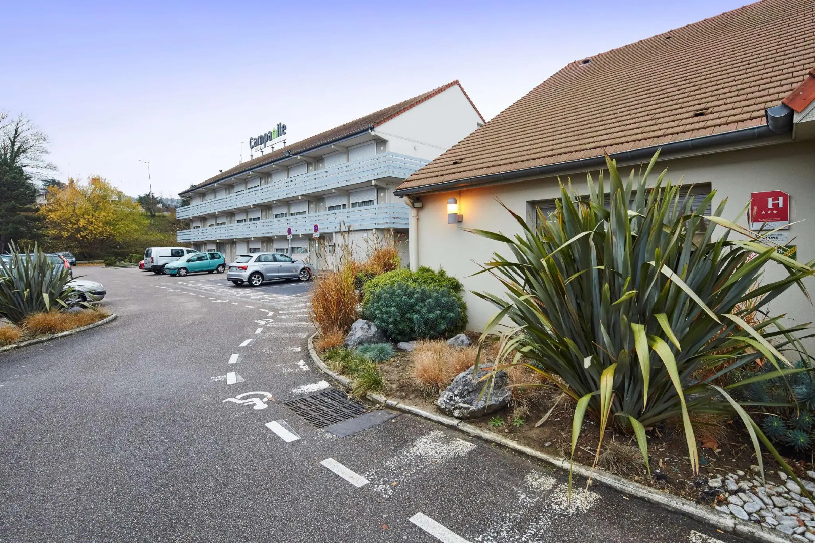 Campanile NATURE - Epône