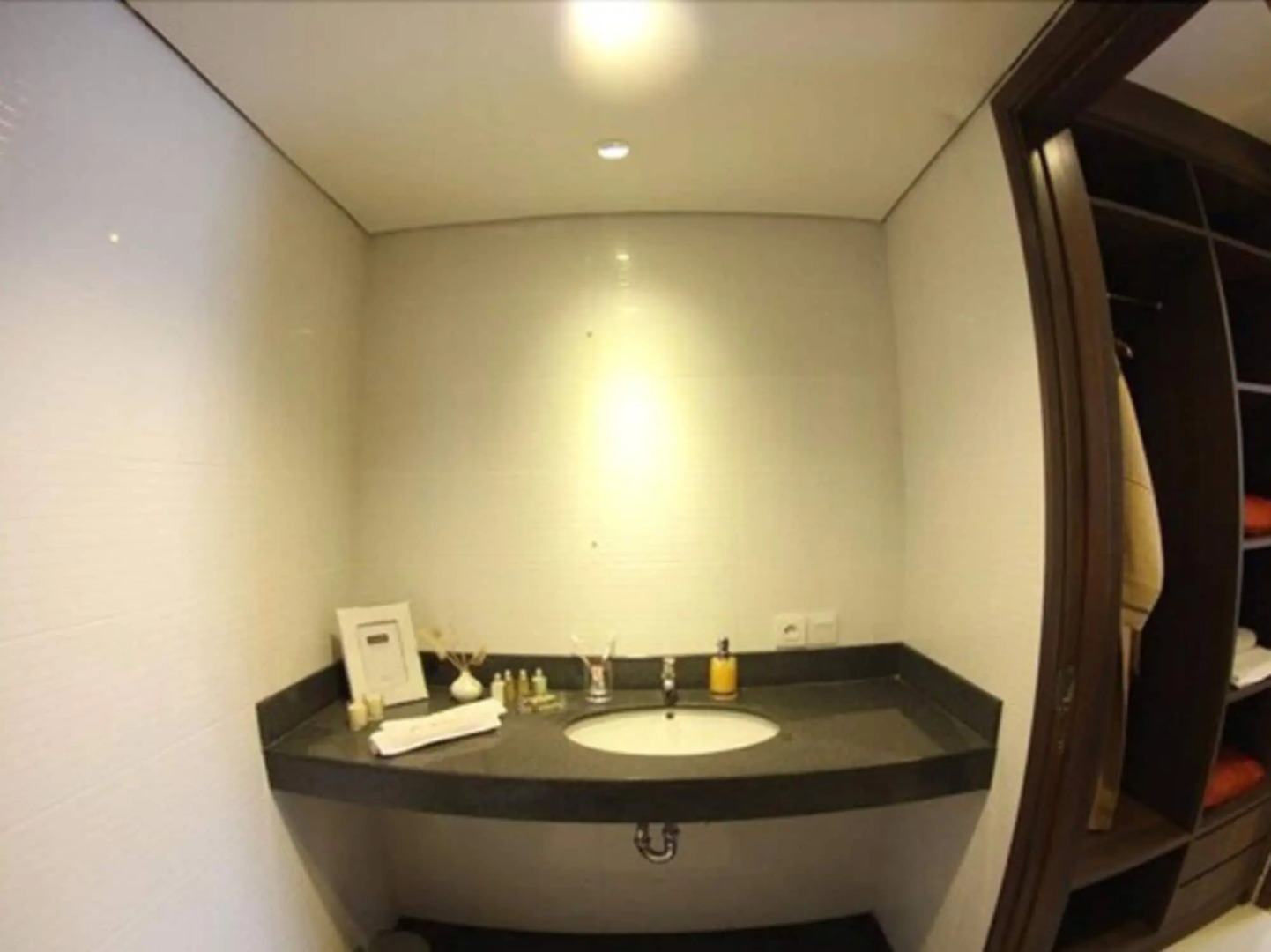 MG Suites Maven Semarang