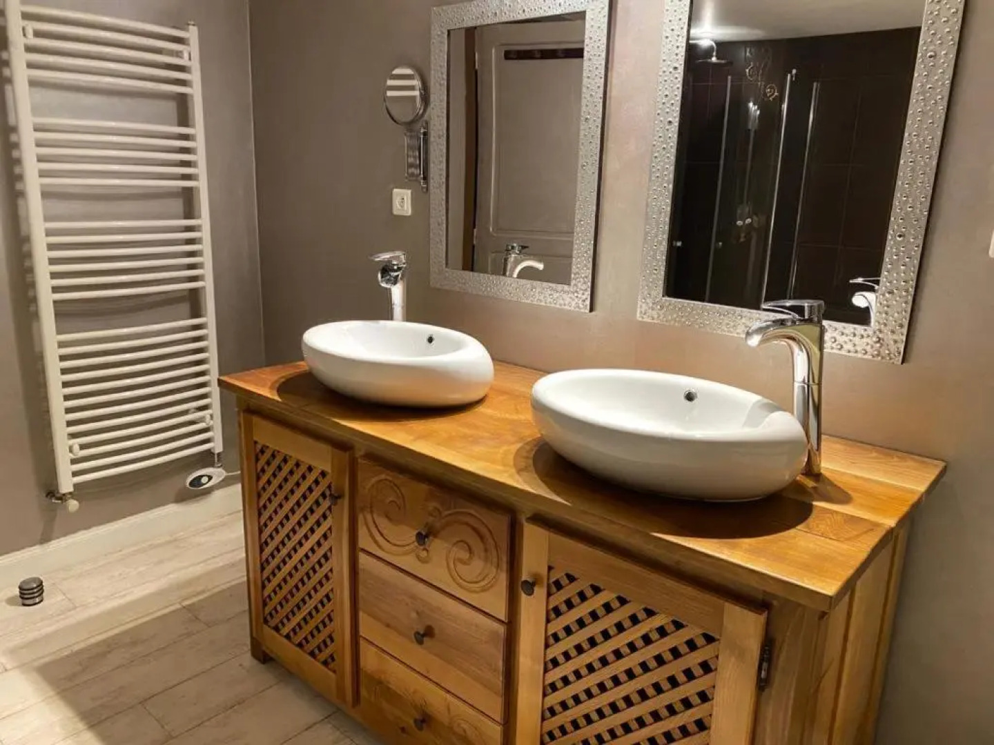 Maison au pied des montagnes à 30mn des stations