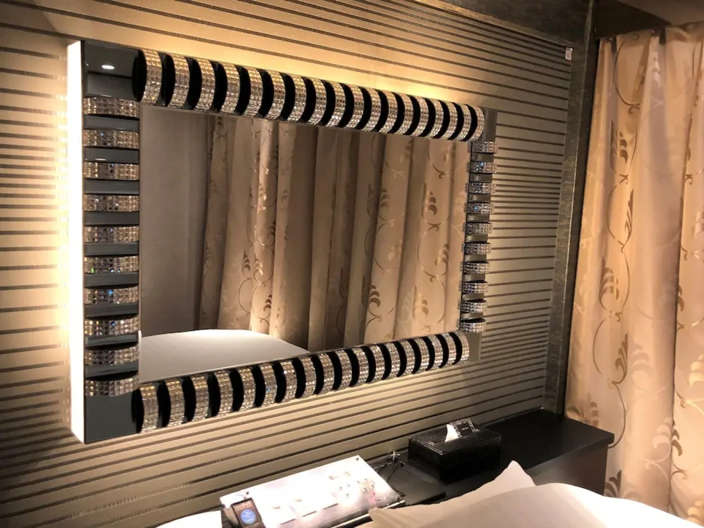 Hotel Raza - Adults Only