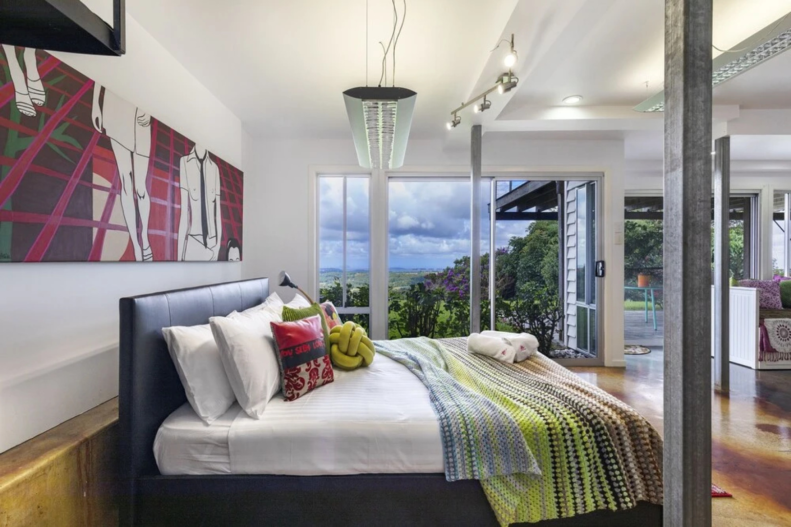 Mapleton The Pink House