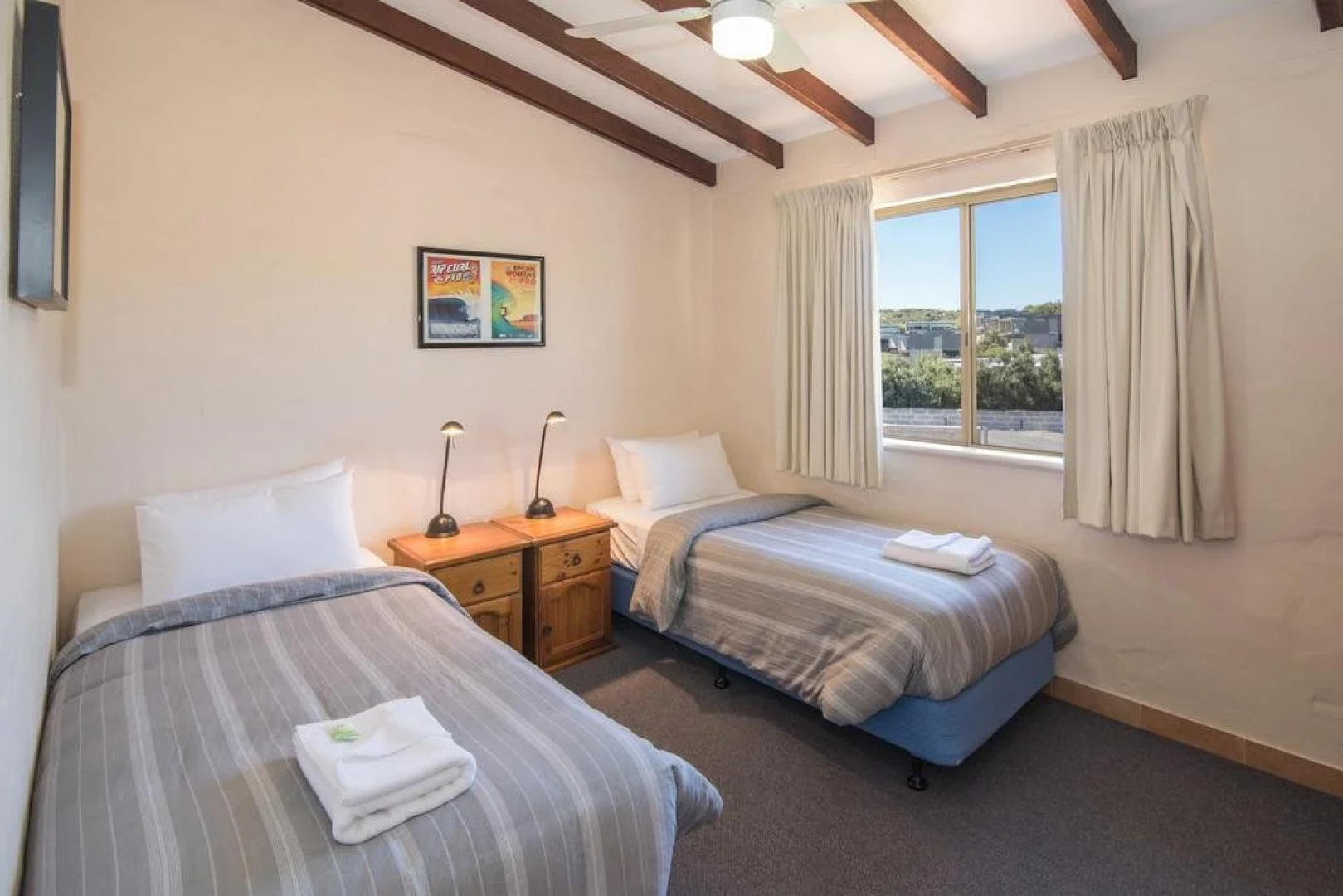 Canal Rocks Beachfront Apartments