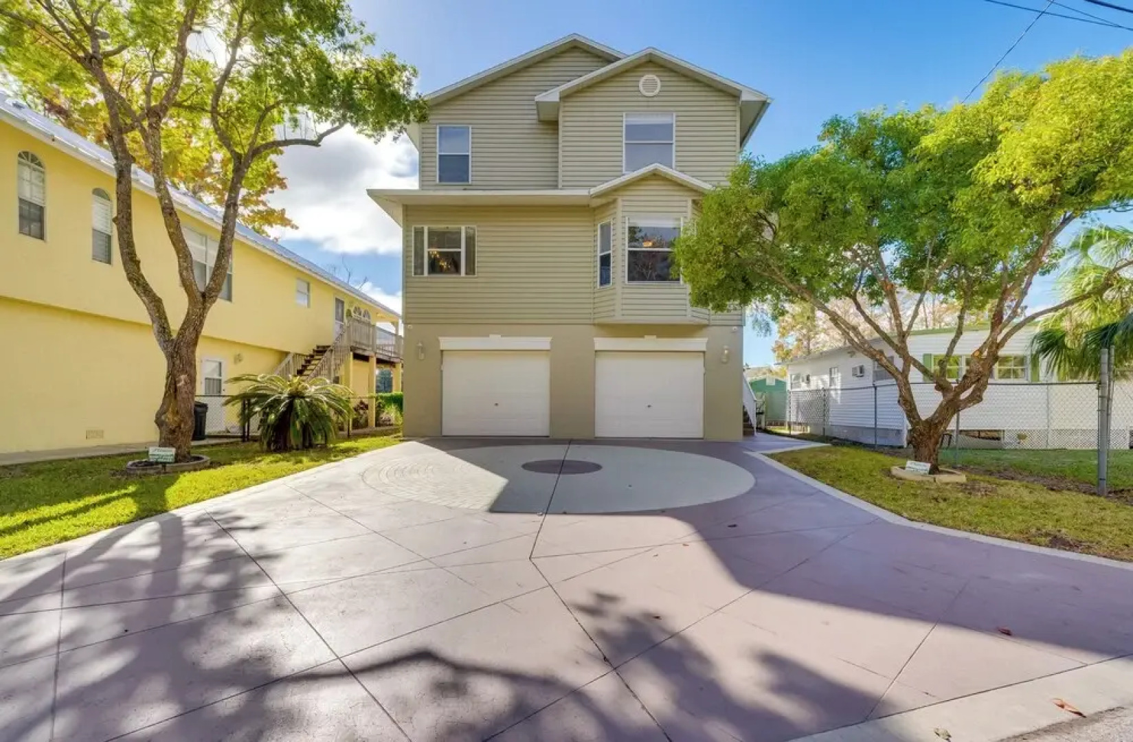 Weeki Wachee River Home on Main River by Park!