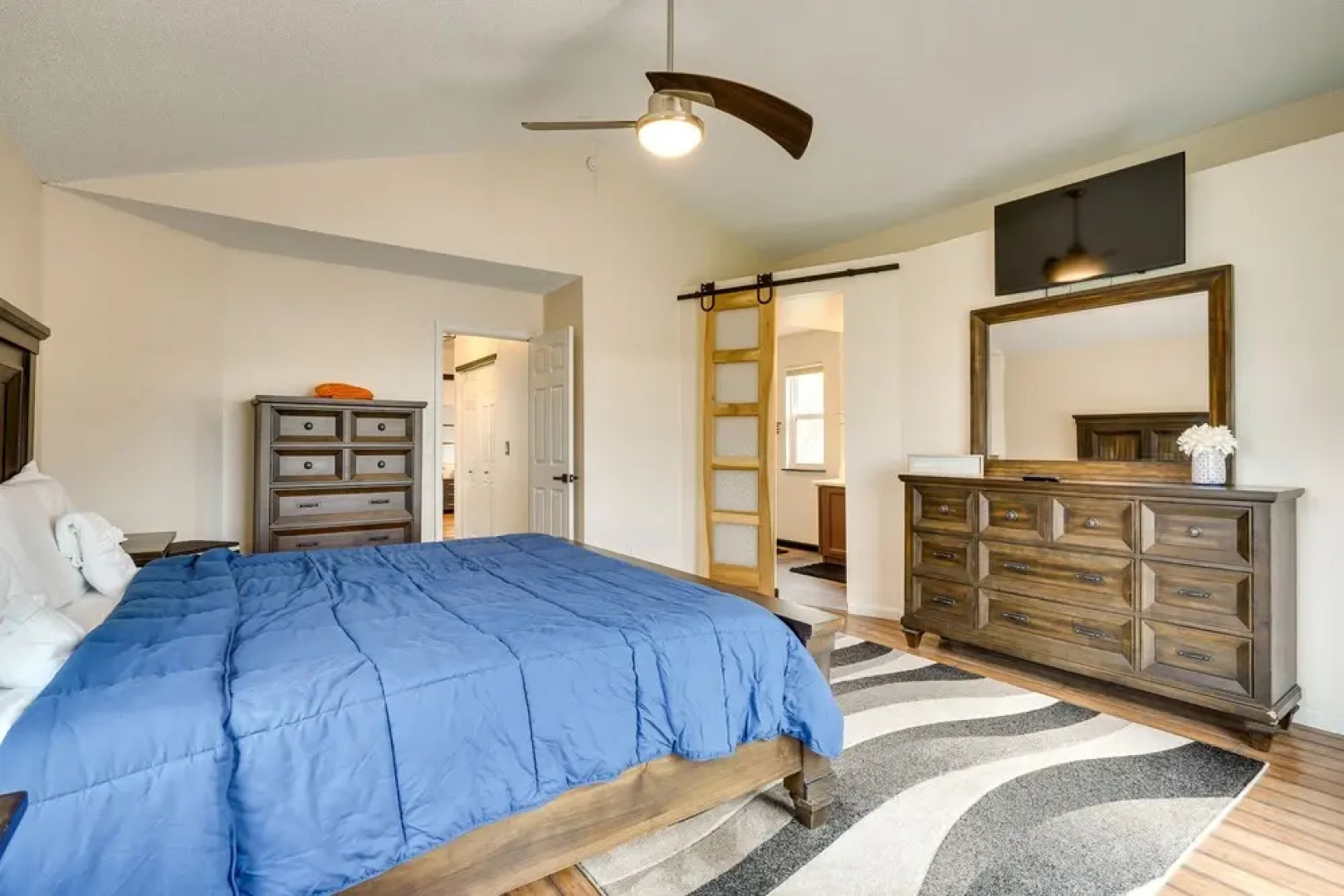 Fountain Retreat w/ Private Hot Tub & Fire Pit