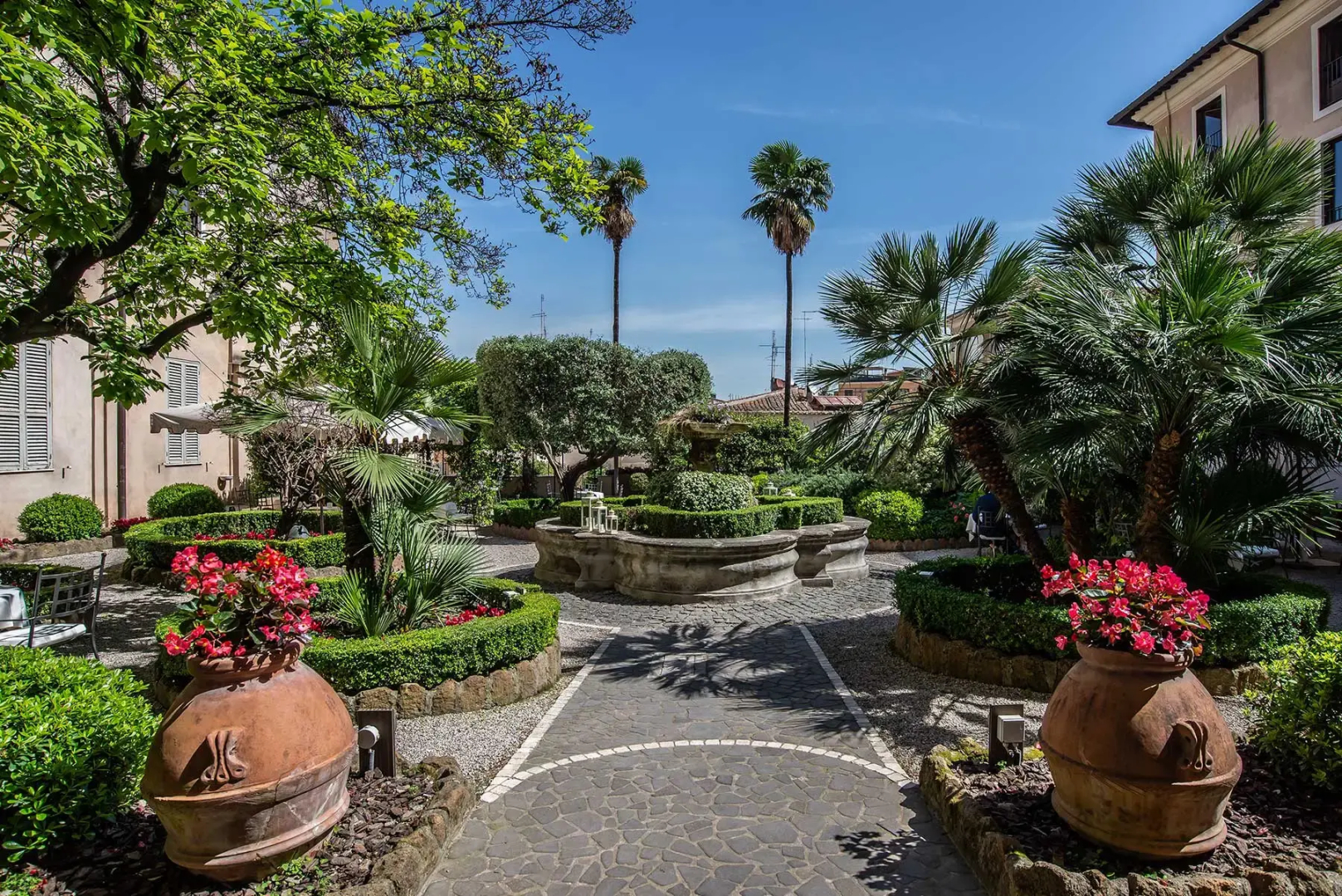 Отель Donna Camilla Savelli – VRetreats