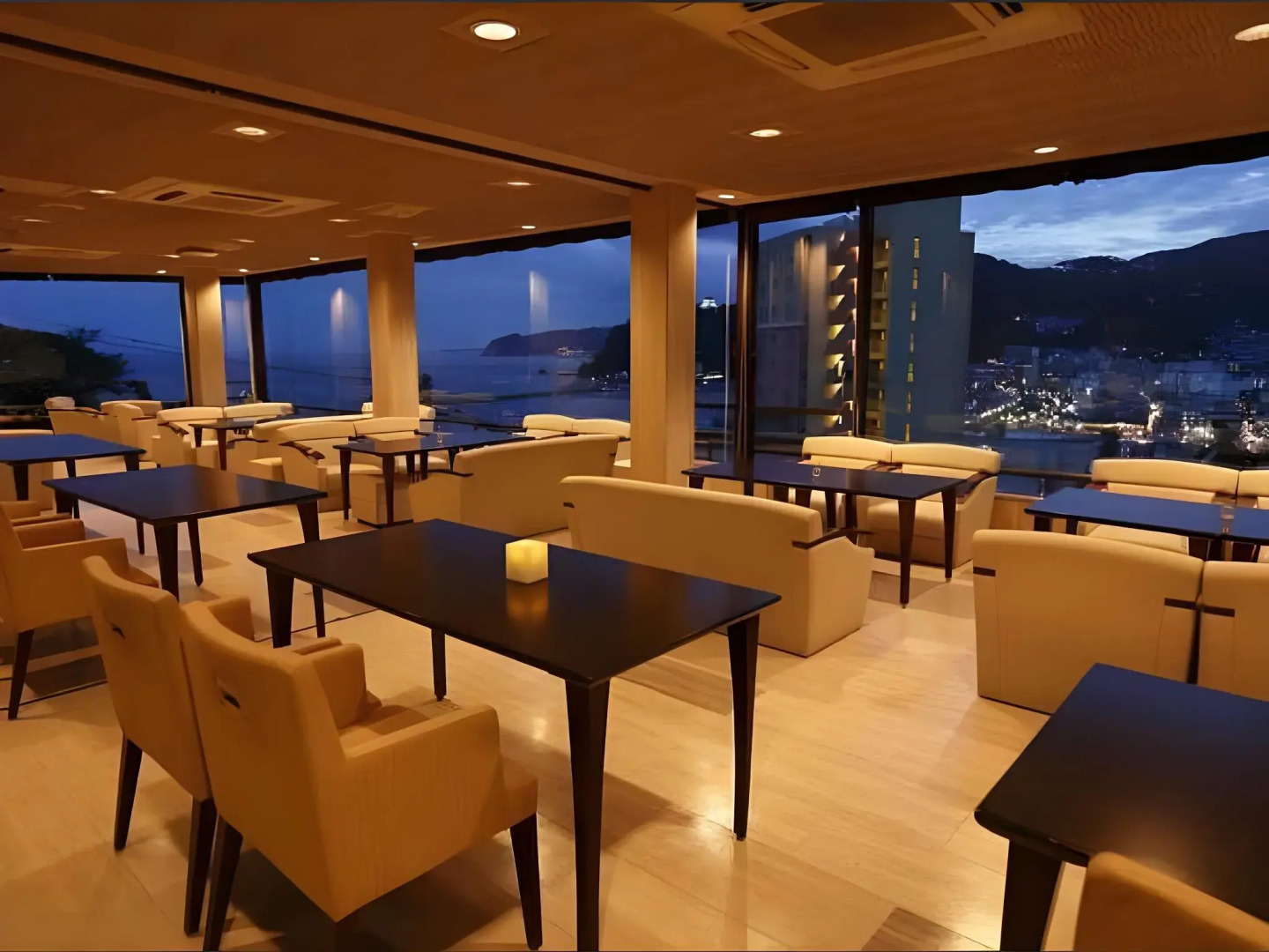 Tsukino Sumika Atami Juraku Hotel