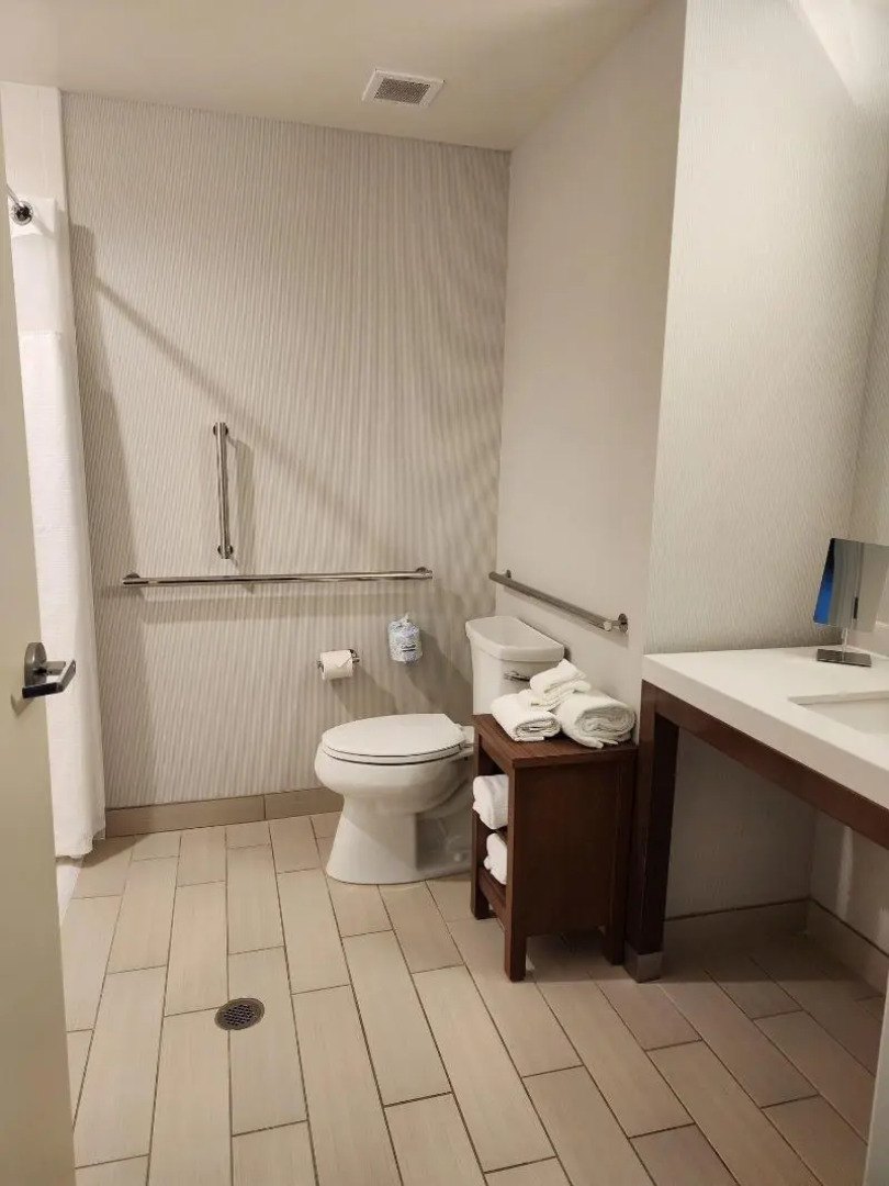 Courtyard by Marriott Petoskey at Victories Square