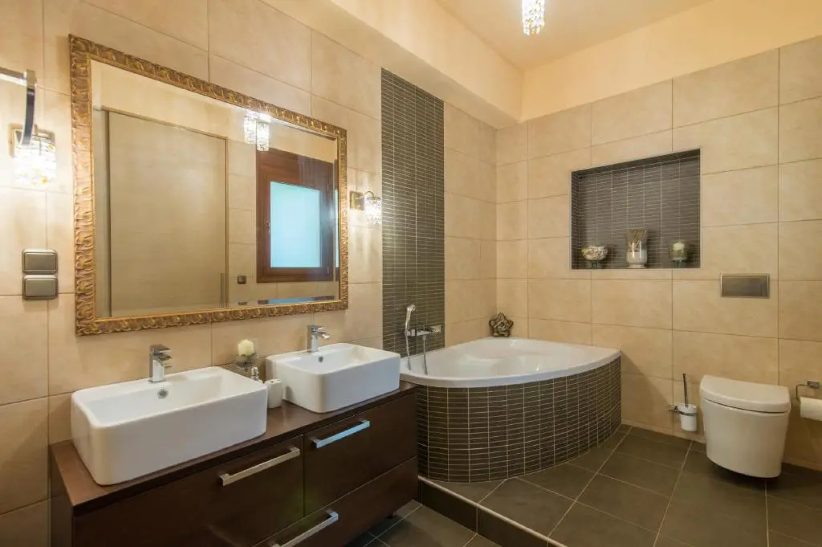 Heraklion Comfy House with Mountain View