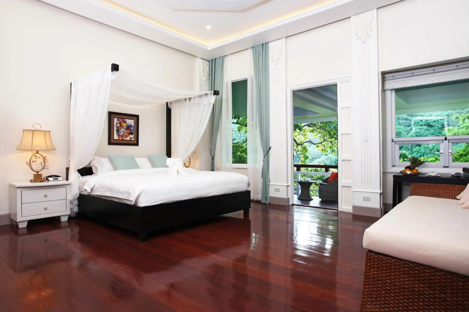 Matinloc Island Resort