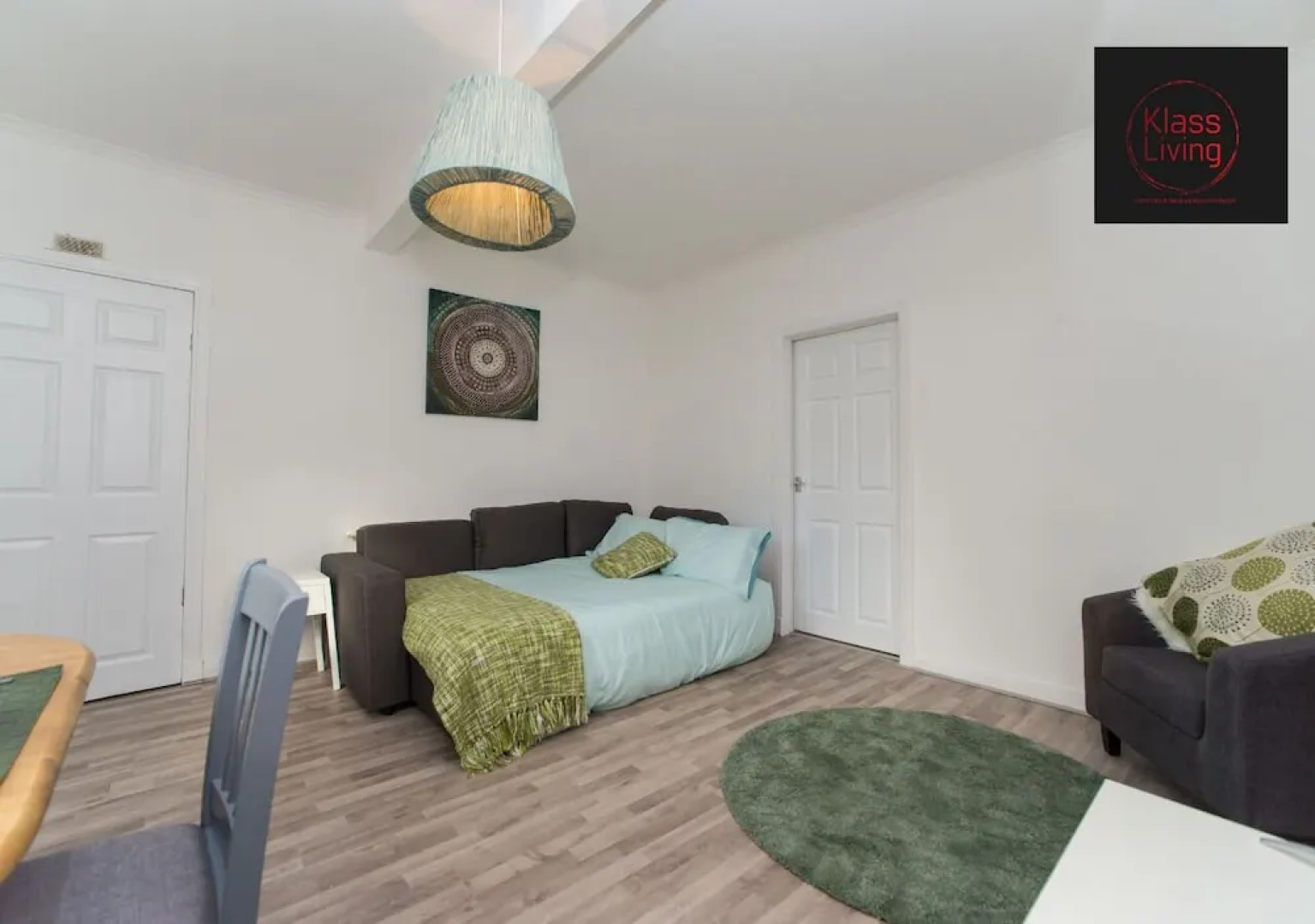 Two Bedroom House by Klass Living Serviced Accommodation Hamilton - Kenmar House With Parking & WiFi