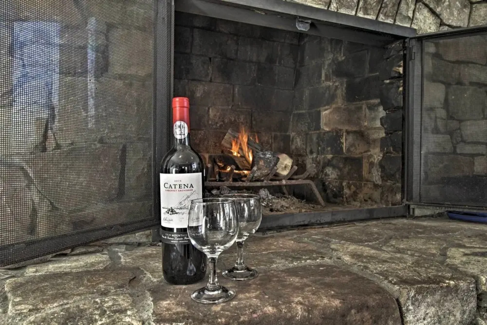 Wintergreen Resort Retreat w/ Hot Tub!