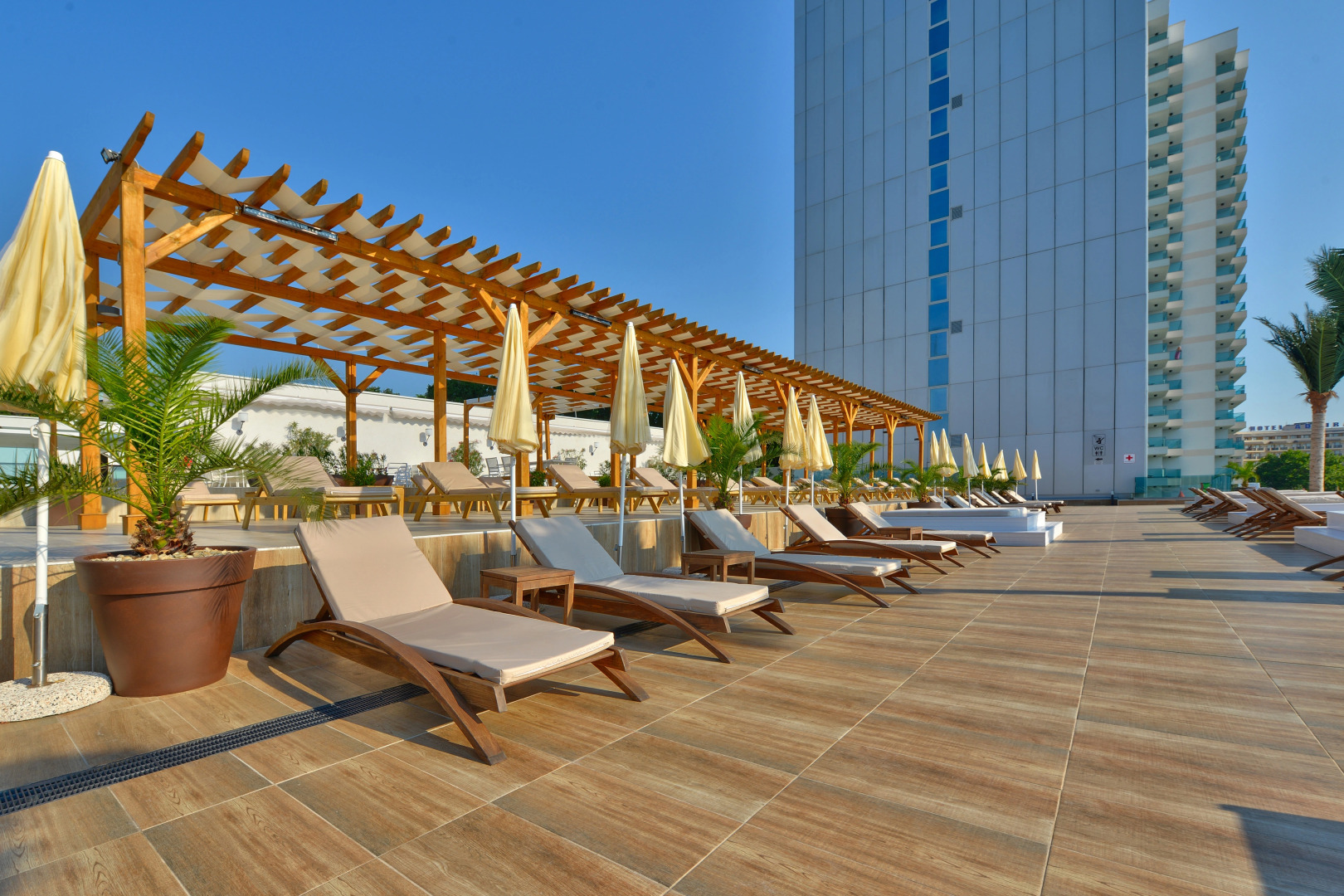 INTERNATIONAL Hotel Casino & Tower Suites