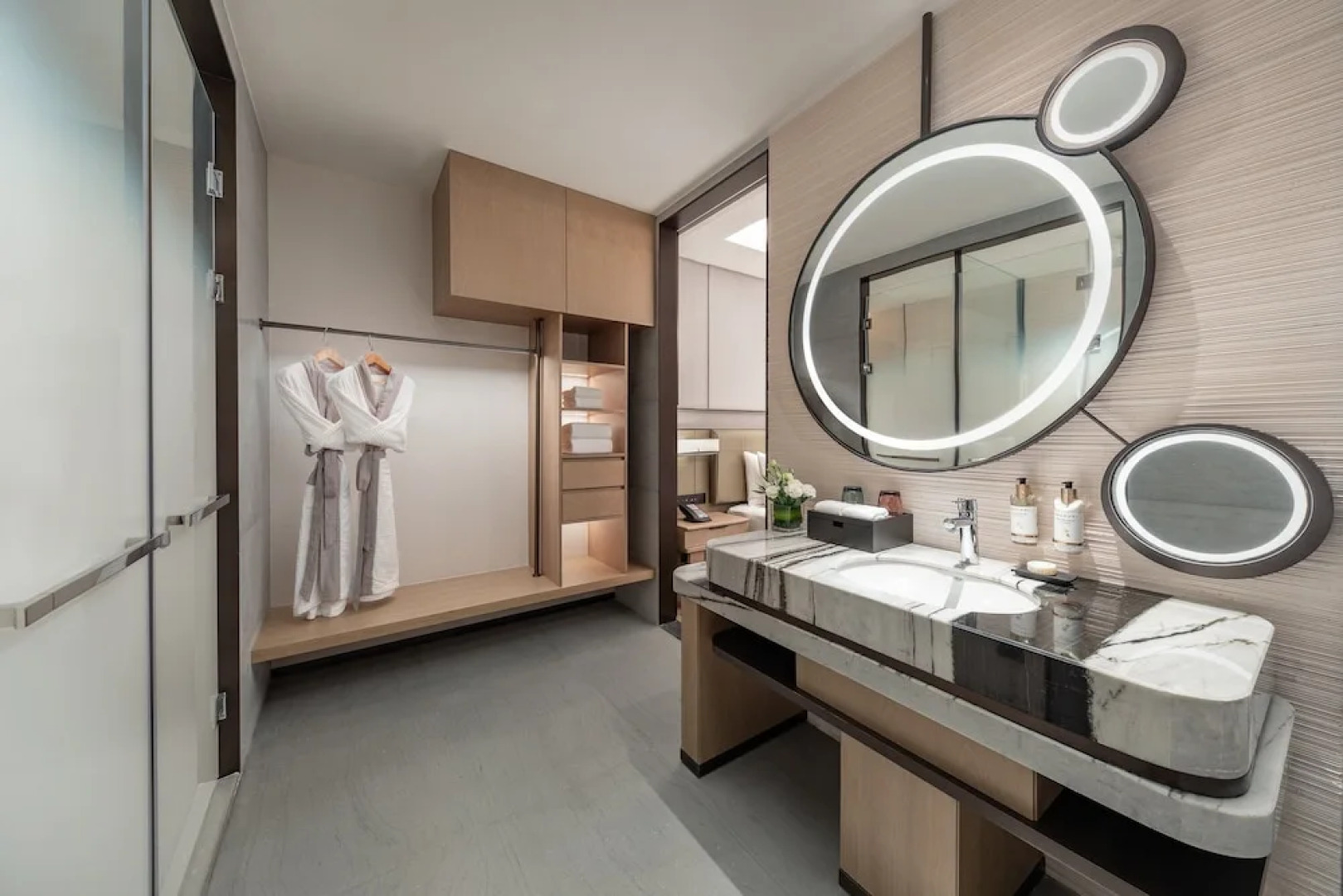 HUALUXE Sanya Yalong Bay Resort by IHG