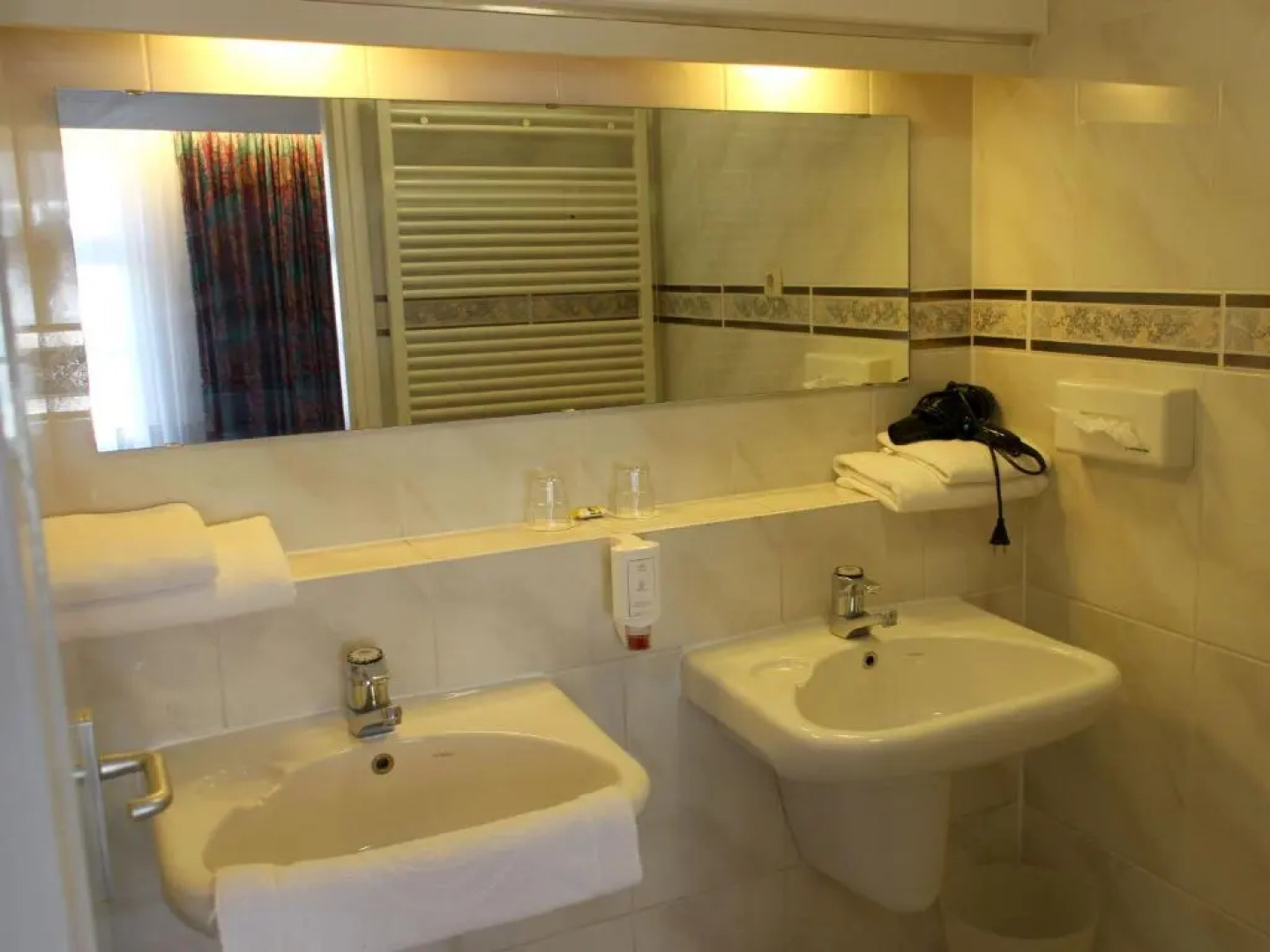 Hotel & Brasserie de Zwaan