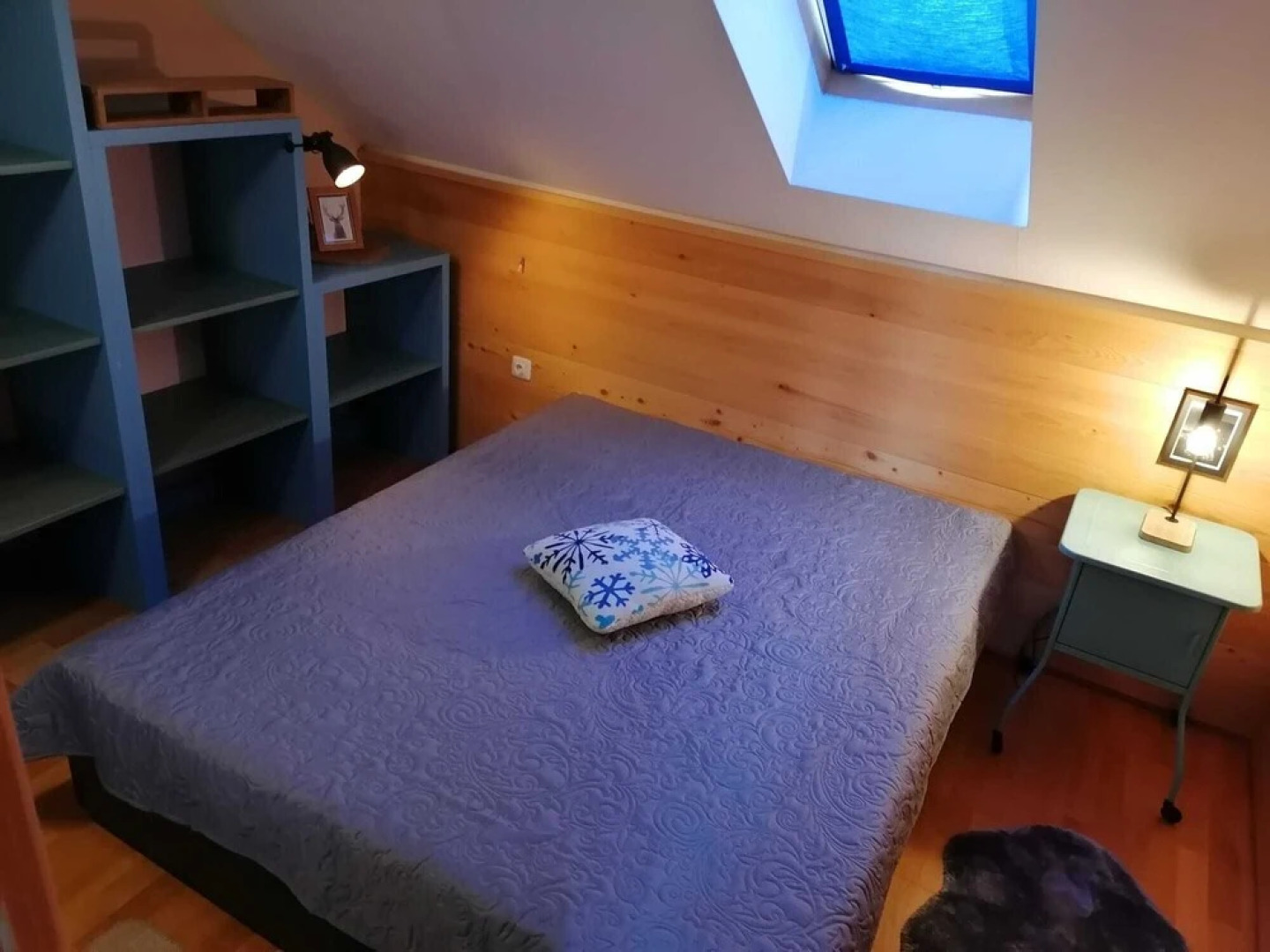 Apartment Sleeps 4 With Lake View