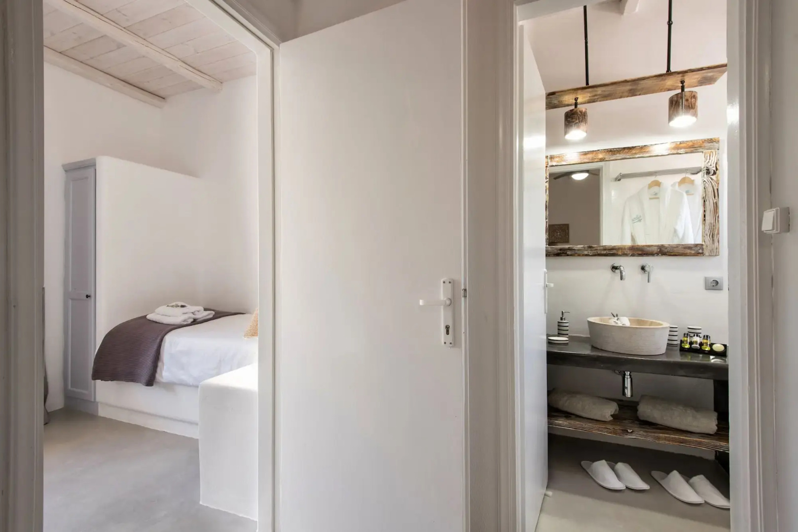 Blue Waves Suites & Apartments To Kyma