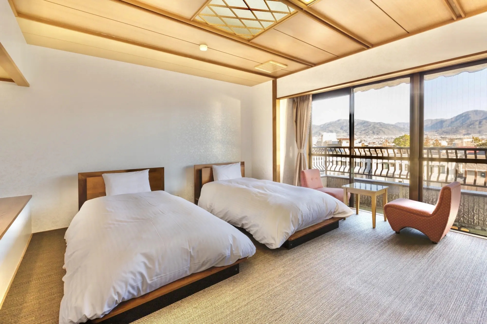 Japanese Onsen Ryokan KOHAKUEN
