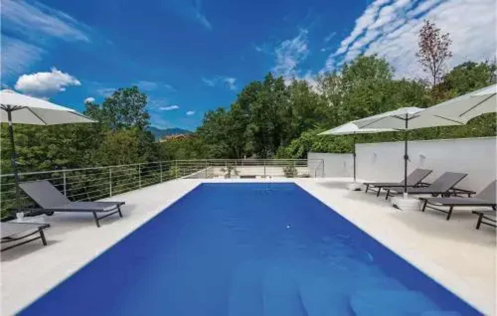 Four Bedroom Holiday Home in Kastav