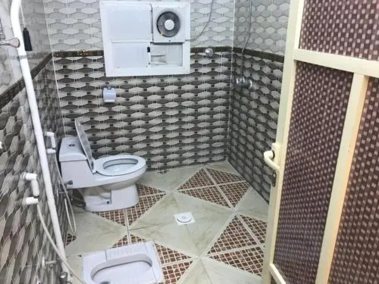 Al Rawnaq Palace Hotel