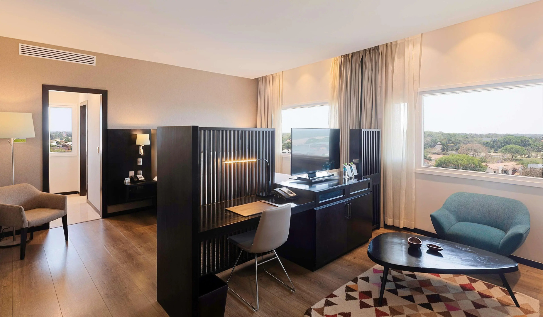 Radisson Hotel Santa Cruz