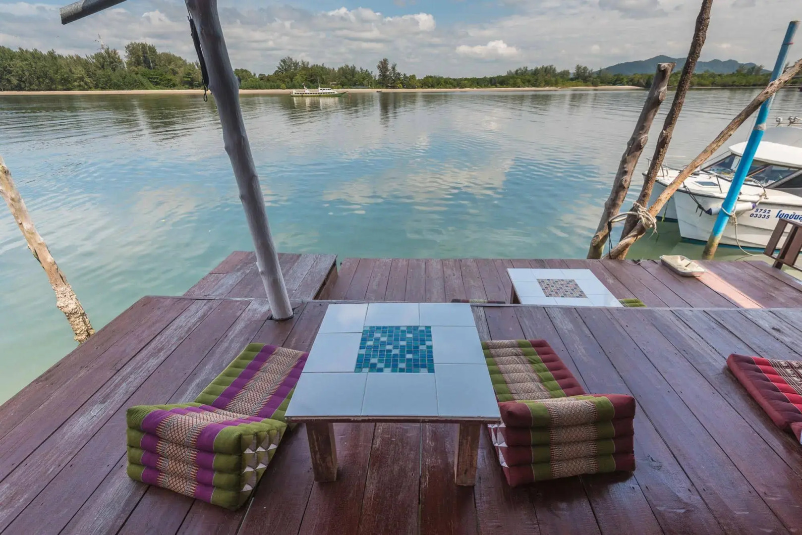 Sincere Guest House & Restaurant