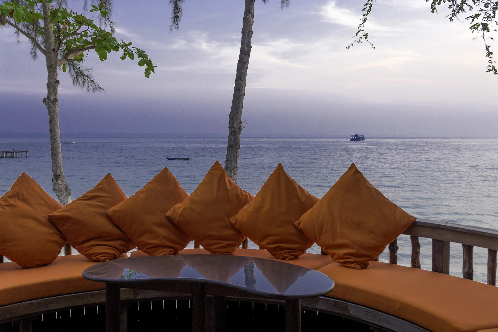 Курортный отель Baan Ploy Sea