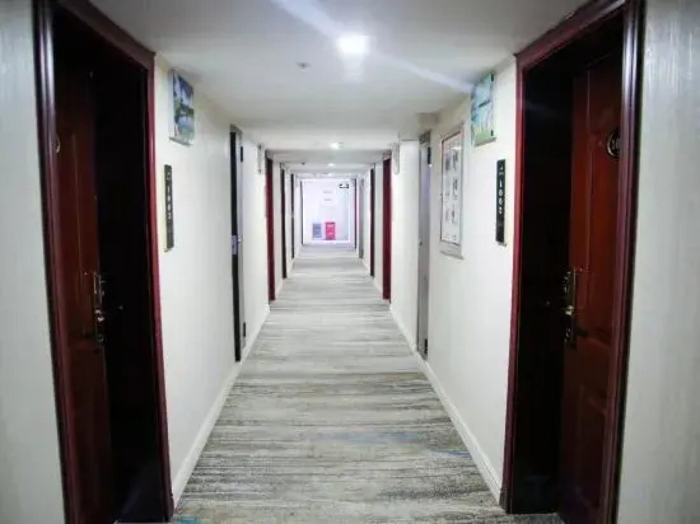 Qandmo Yuquanwan Business Hotel