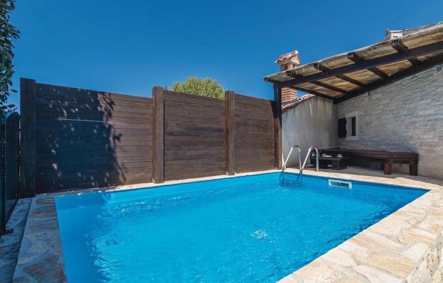 Beautiful Home in Sv lovrec With Wifi and 1 Bedrooms