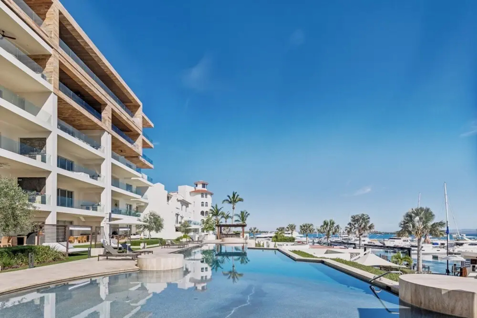 Live Aqua Private Residences La Paz