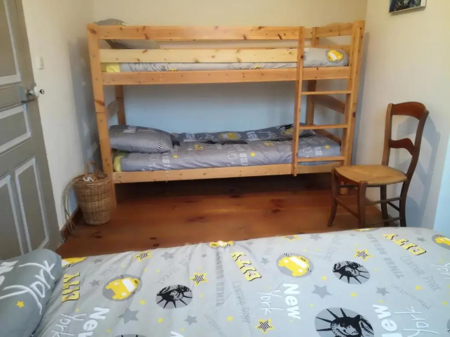 Galerie d'art d'une ancienne mairie de 1783