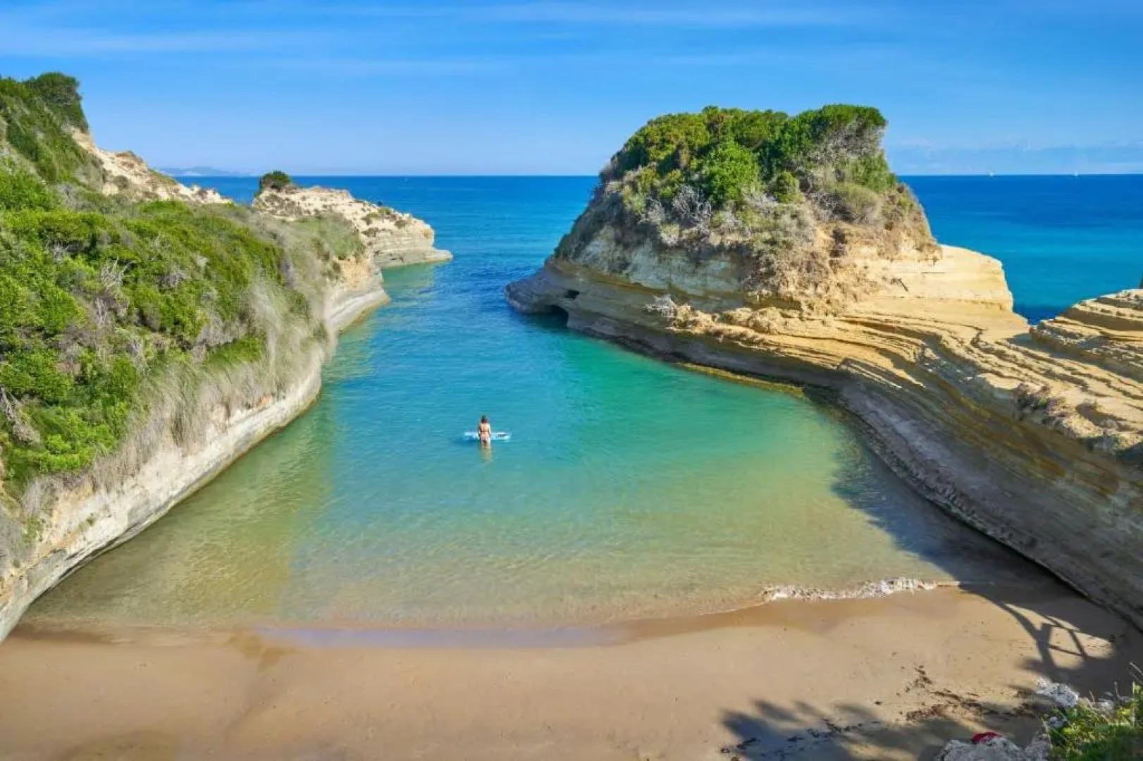 Govino Bay apt week 33