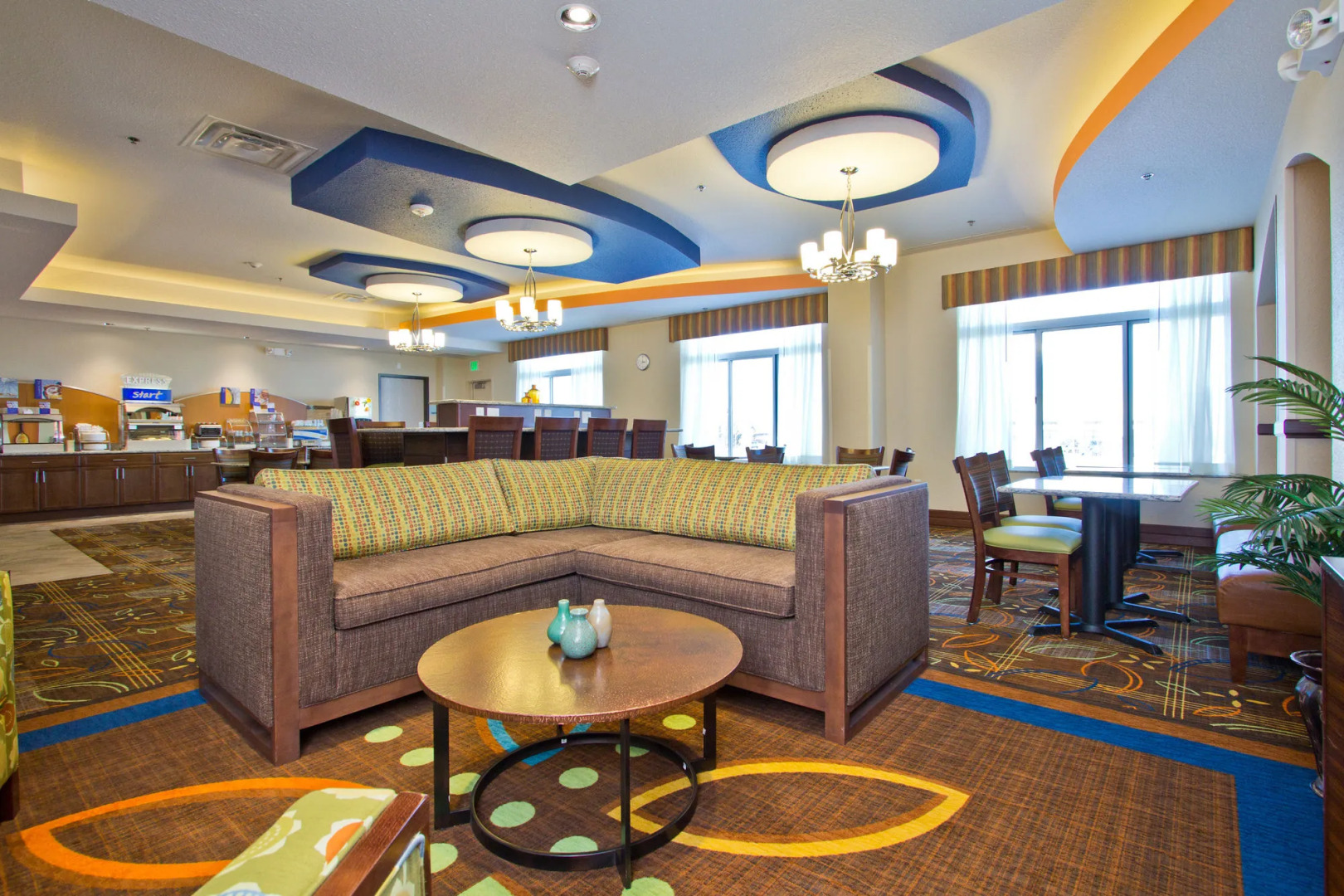 Holiday Inn Express Hotel & Suites Denver East-Peoria Street by IHG