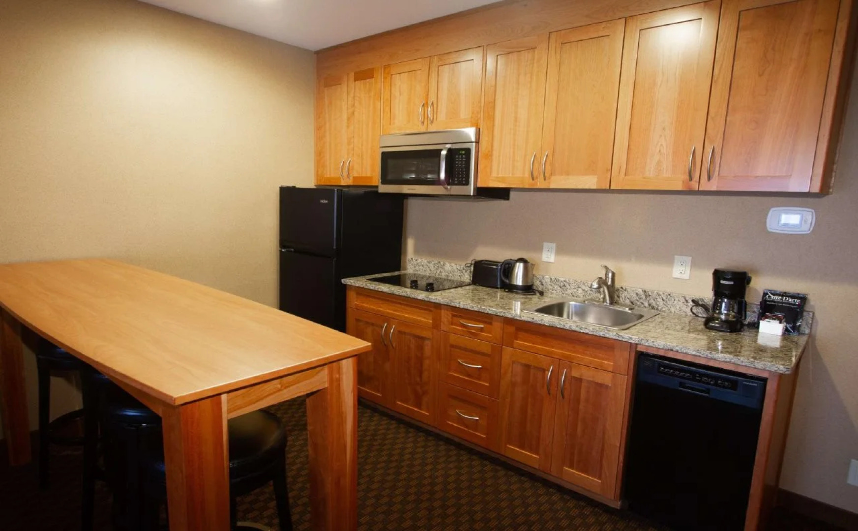 Mirabeau Park Hotel & Convention Center