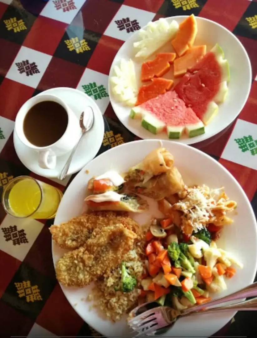 Madu Tiga Beach & Resort