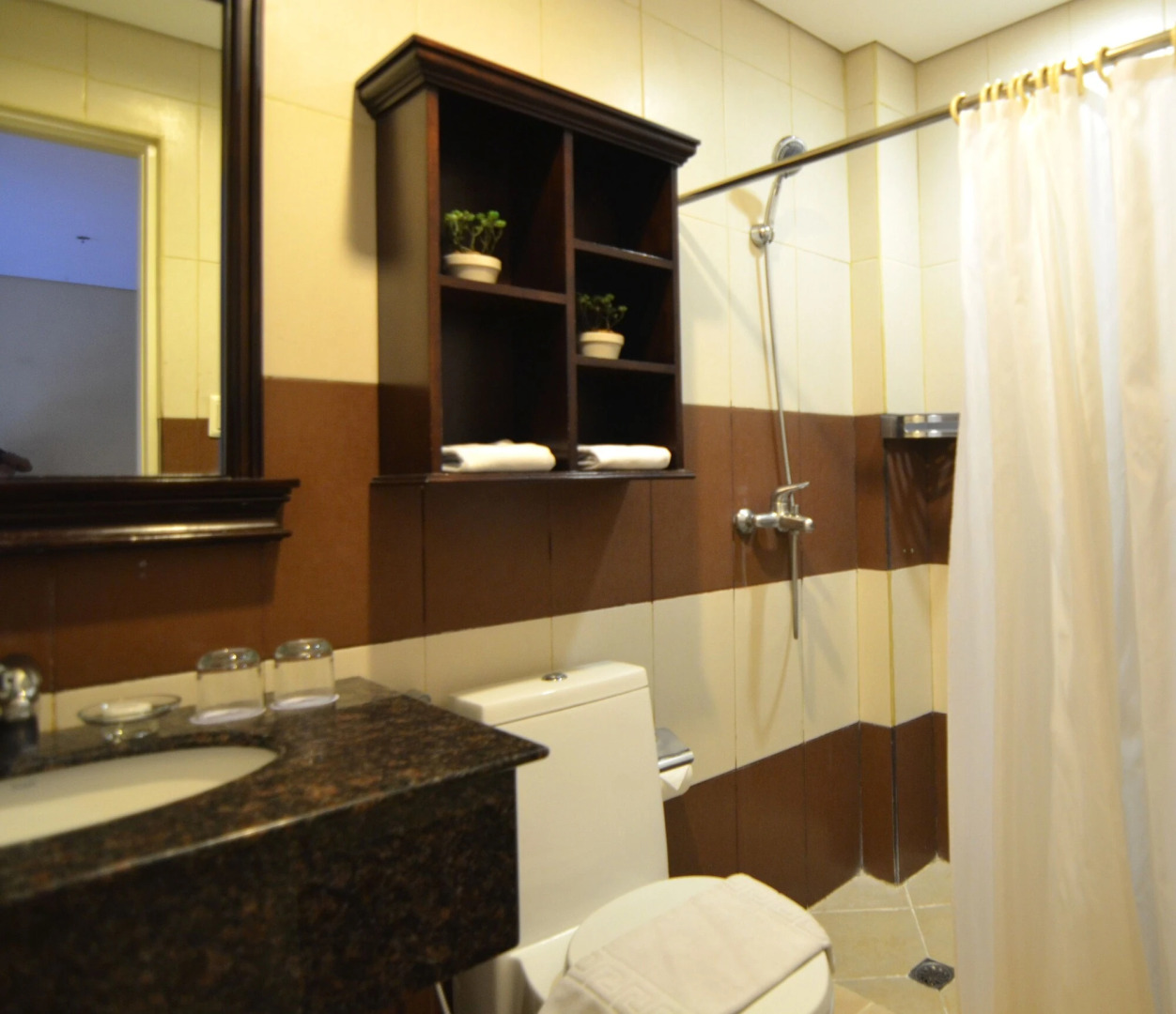 Crosswinds Resort Suites