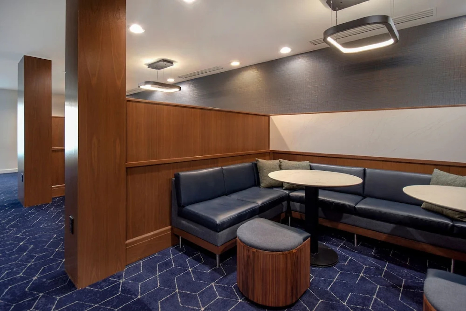 Courtyard by Marriott Cincinnati Airport