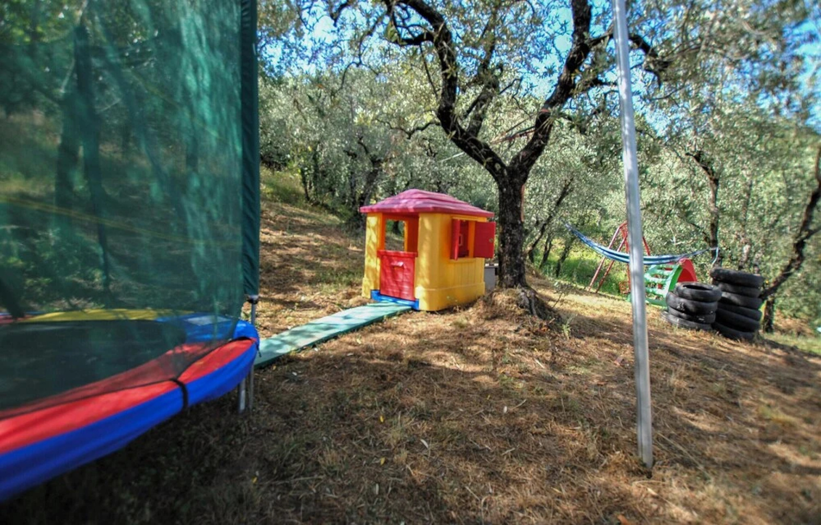 Stunning Home in Marliana With Wifi, 2 Bedrooms and Outdoor Swimming Pool