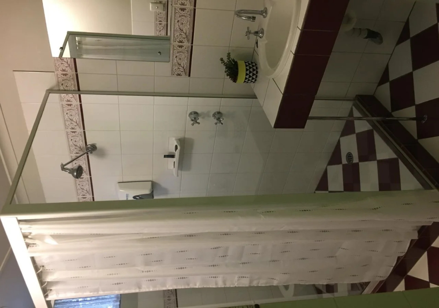 Hello Adelaide Motel and Apartments