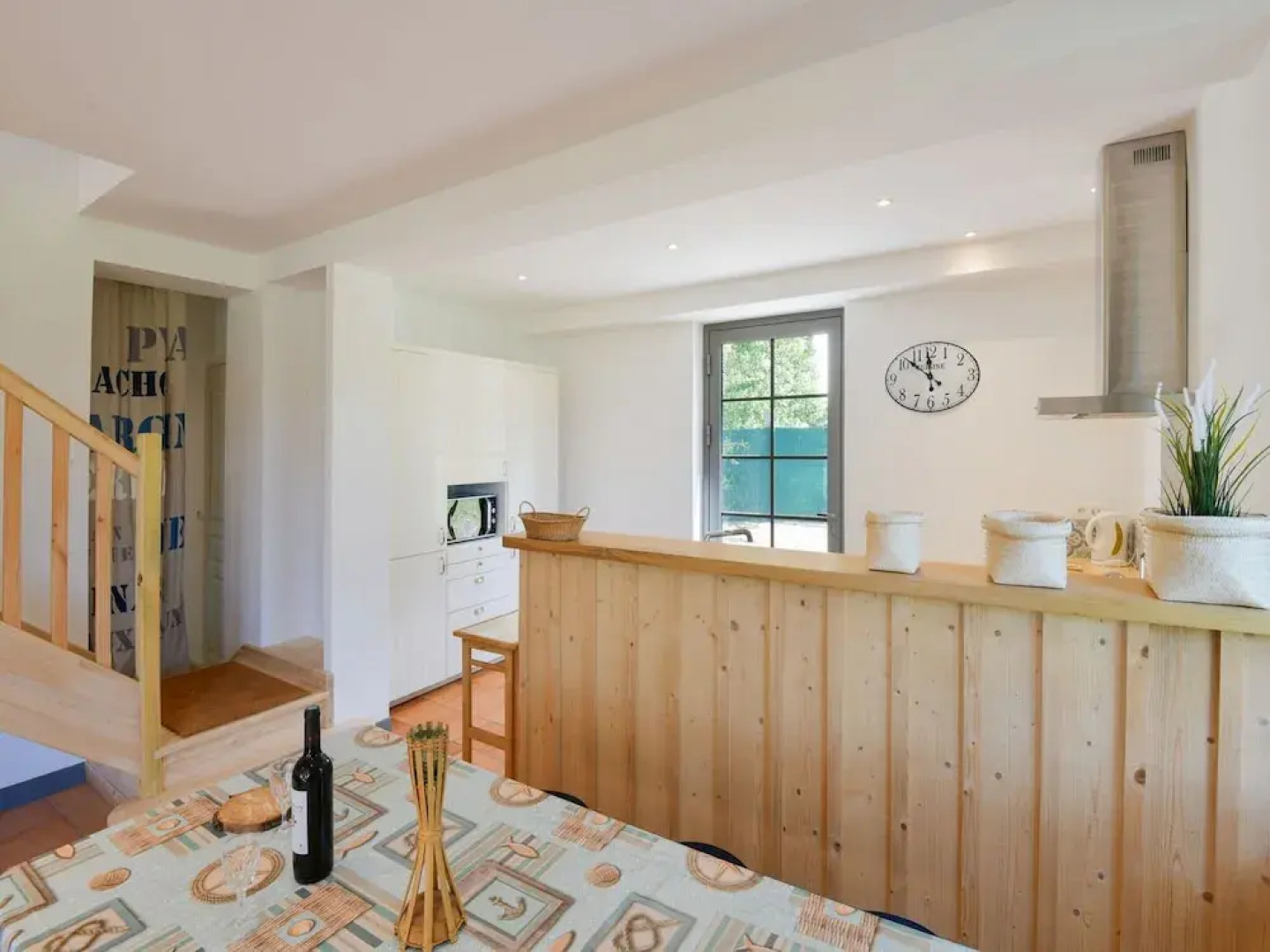 Villa in Lanton Near the Beach With Harbour View